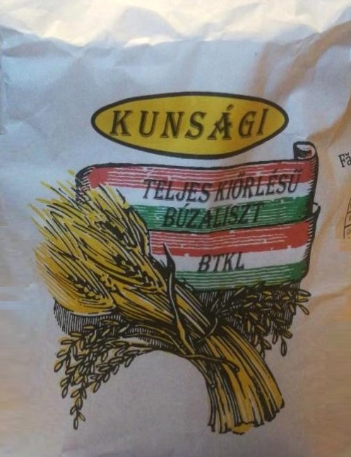 KUNSÁGI TELJES KIŐRLÉSŐ BÚZALISZT 1KG